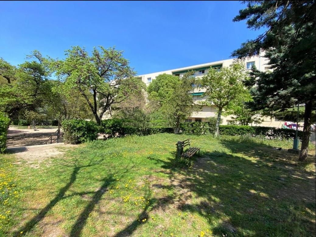 Appartement T3 Parking A 5 Minutes A Pied Du Stade Velodrome Marseille Exterior photo